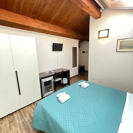 Olivi Affitta 3* سينِغاليا