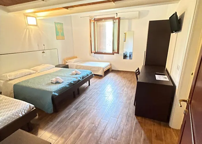 Olivi Affitta Pensjonat